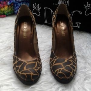 Giraffe print suede high heel 4 1/2 "